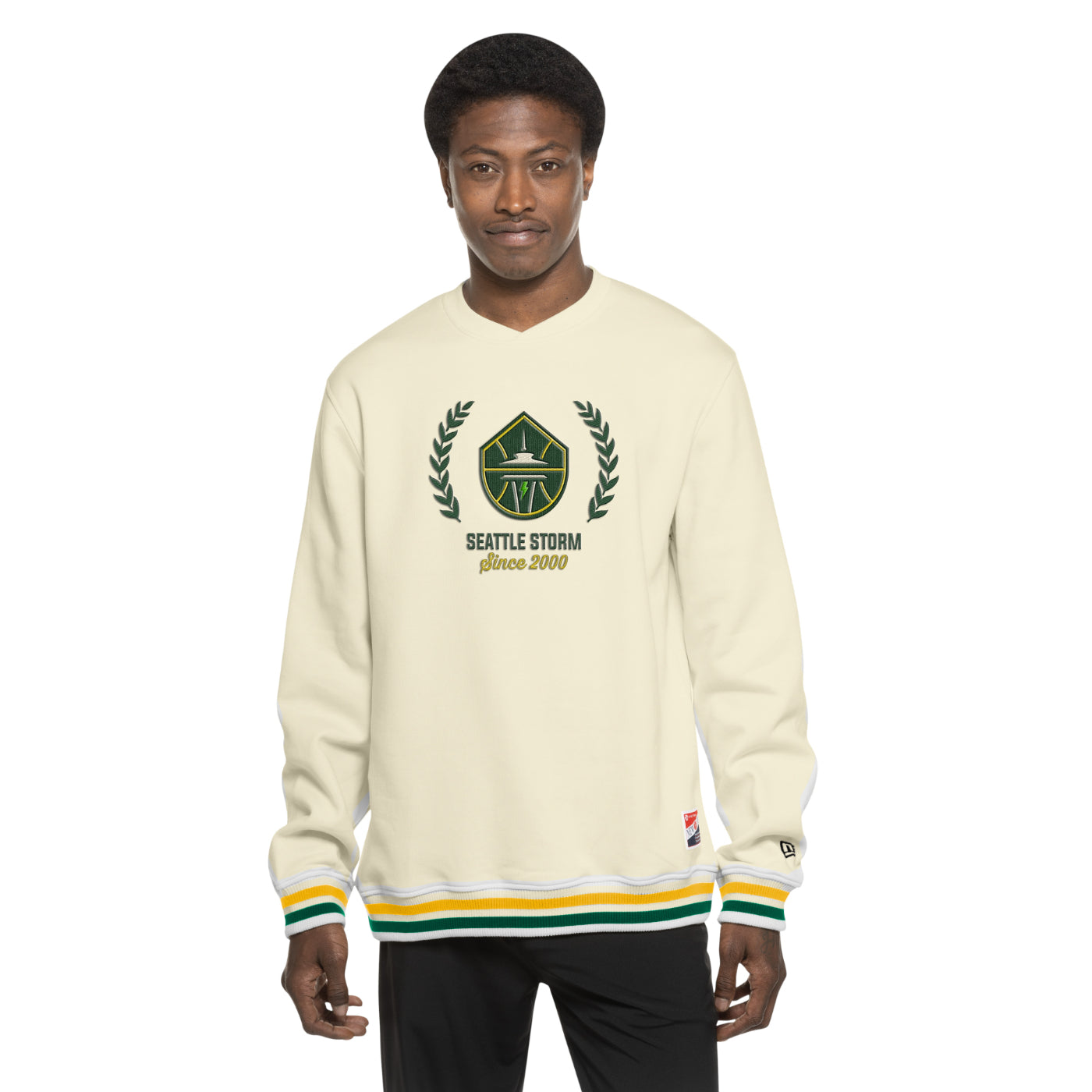 New Era Mens Embroidered Crewneck